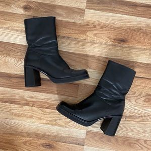 Tommy Hilfiger 90’s Black Boots